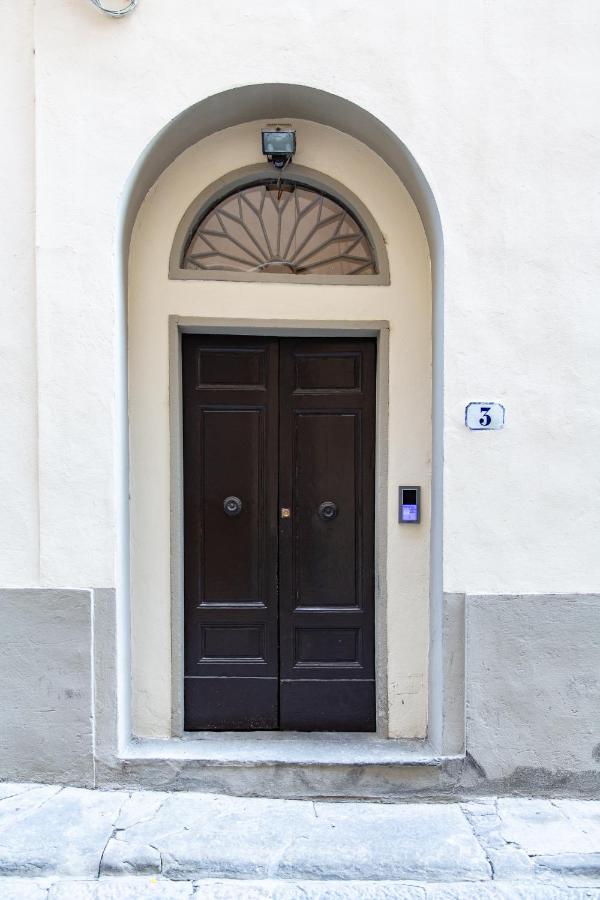 Charming Apartment By Bargello Museum Флоренция Экстерьер фото